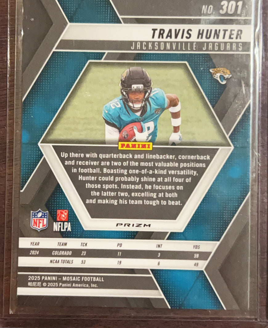 2025 Panini Mosaic Prizm Travis Hunter #301 Blue Circles RC