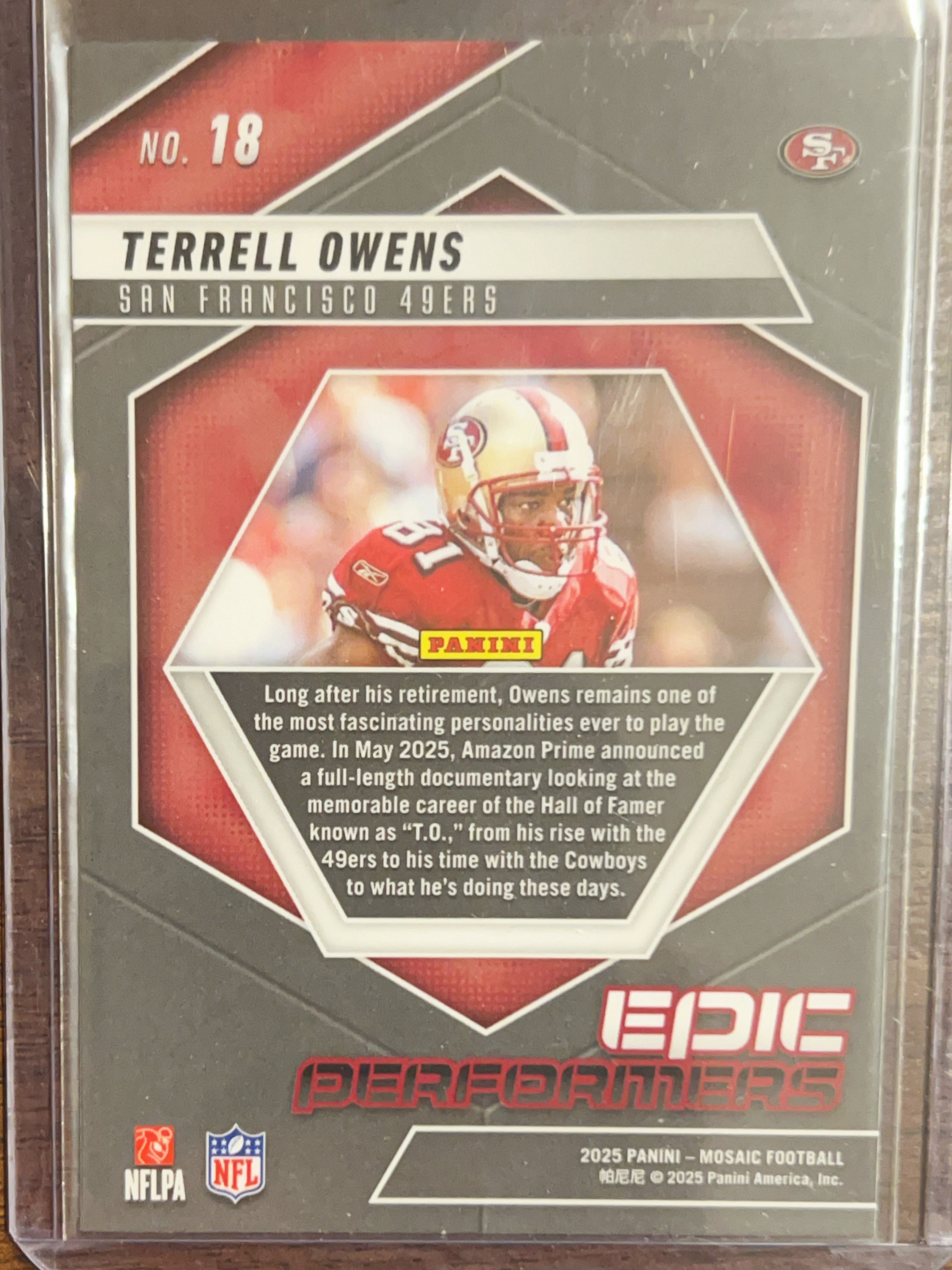 2025 Panini Mosaic Epic Performers Terrell Owens #18