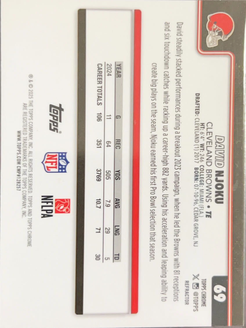 2025 Topps Chrome David Njoku #69 Refractor