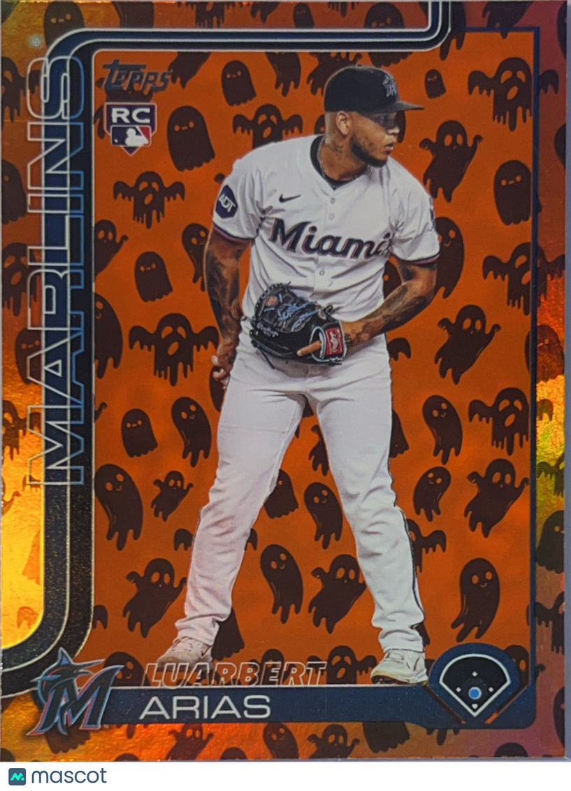 2025 Topps Update Series Luarbert Arias #US53 Halloween Ghost RC
