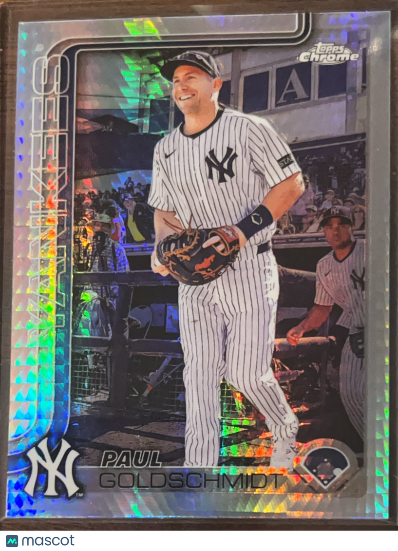 2025 Topps Chrome Paul Goldschmidt #168 Prism Refractor