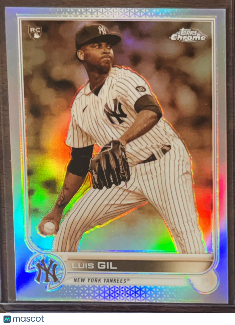 2022 Topps Chrome Luis Gil #202 Refractor RC