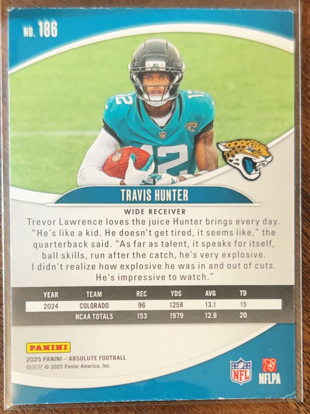 2025 Panini Absolute Football Travis Hunter #186 Green Color Match RC