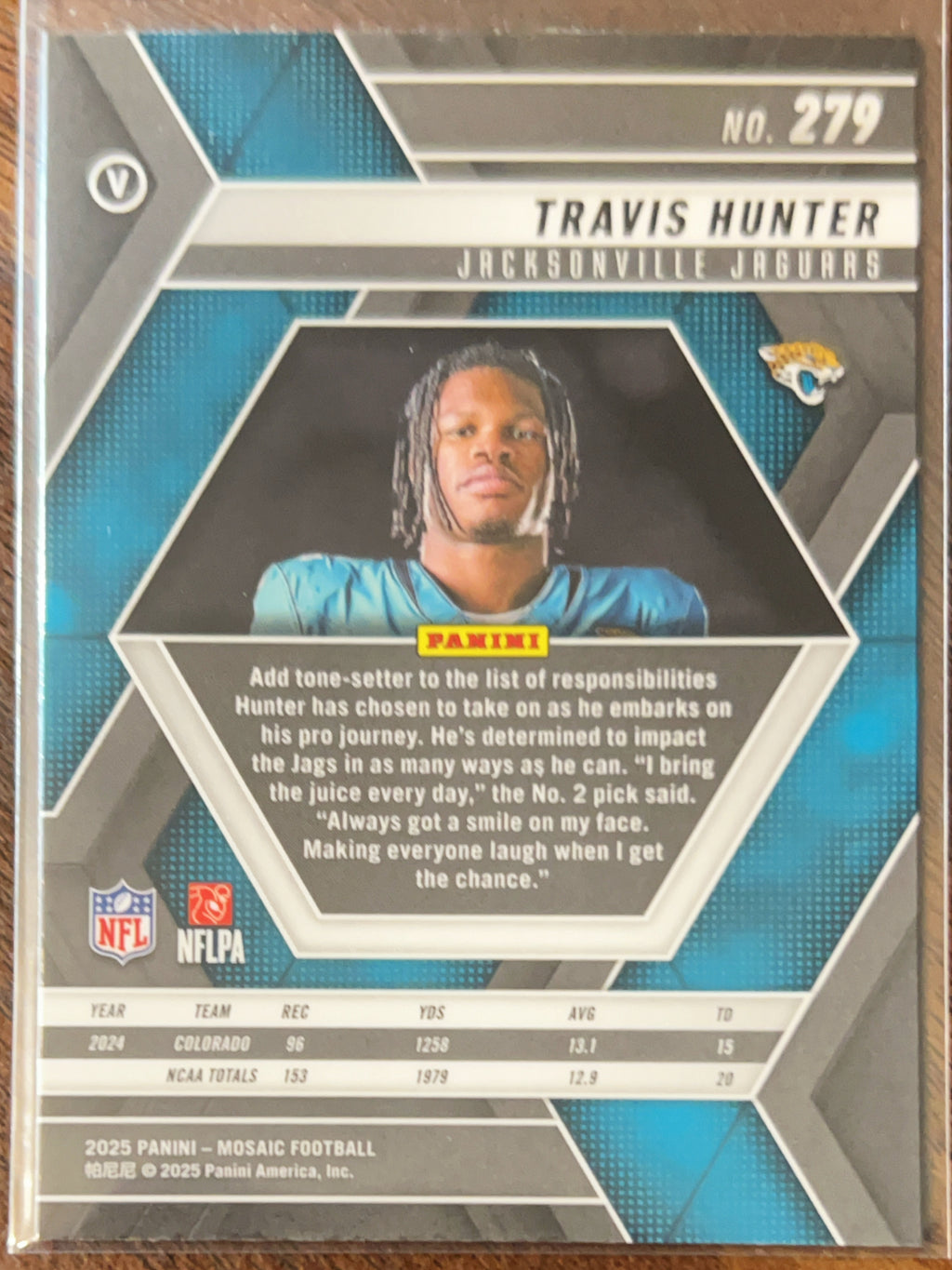2025 Panini Mosaic Football Travis Hunter #279 RC