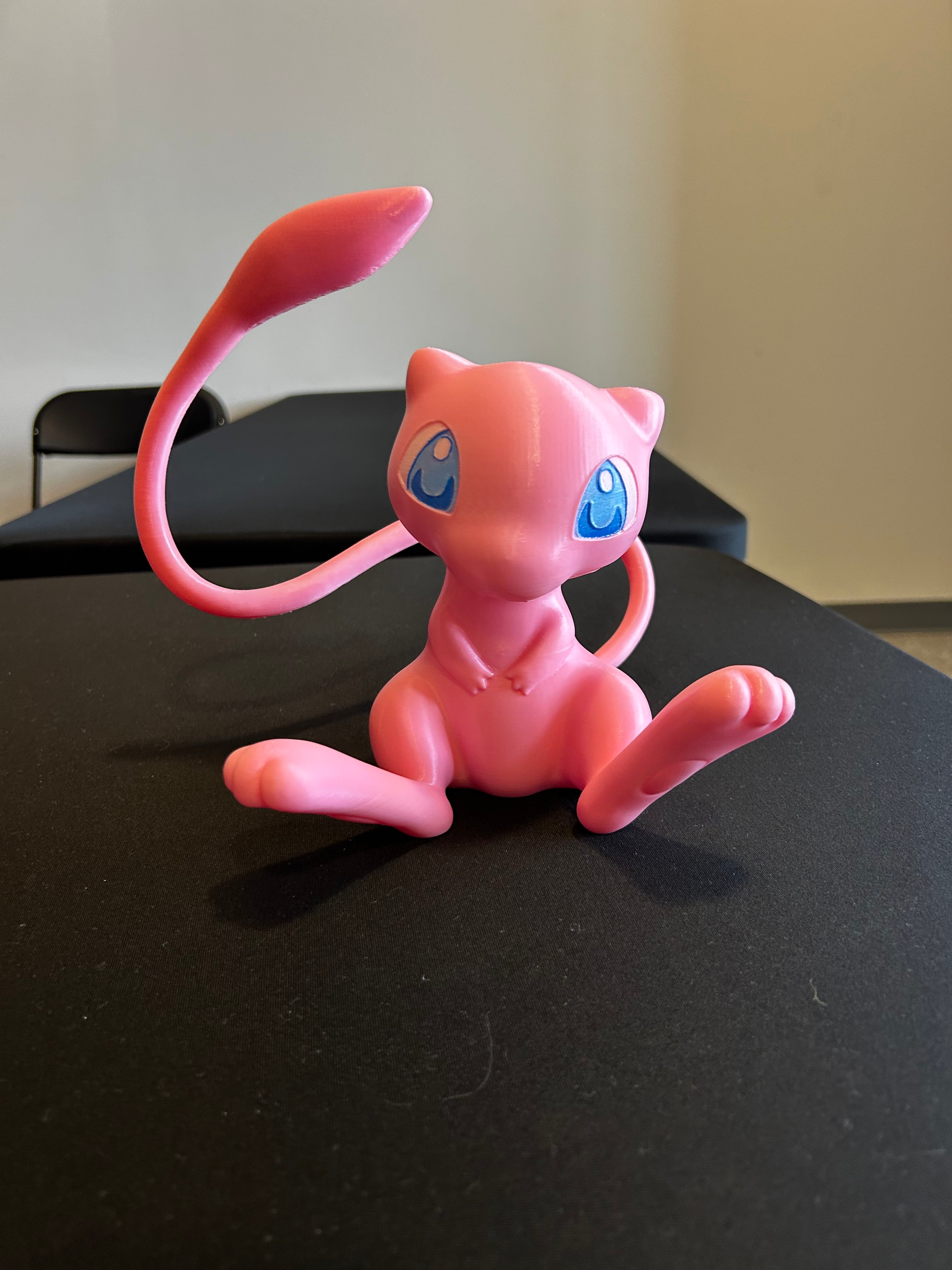 Mew Sitting 3D-Printed Figure
