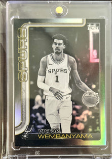 2025-26 Topps #195 Victor Wembanyama Blackout image 0